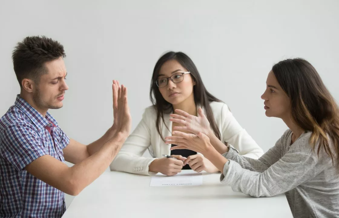 Image of couple arguing in family mediation Hounslow